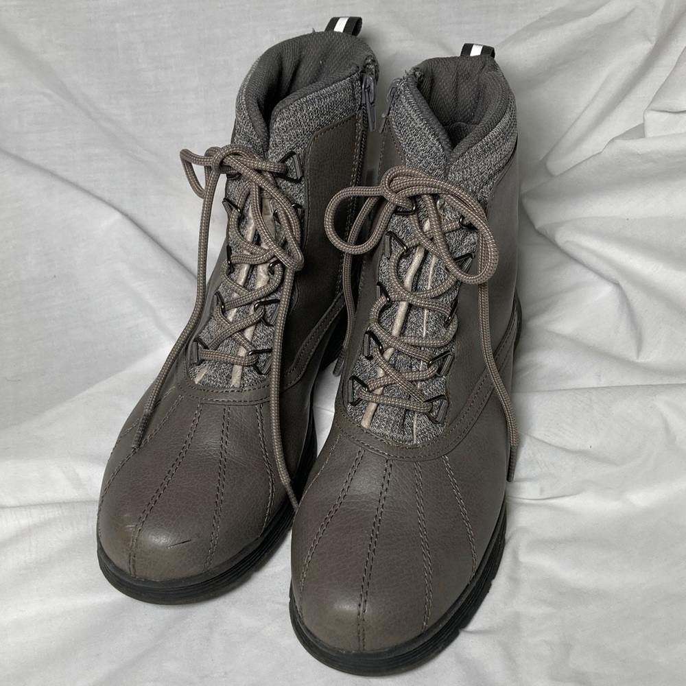 J-Sport by Jambu gray coated leather ankle boots Sz 9.5